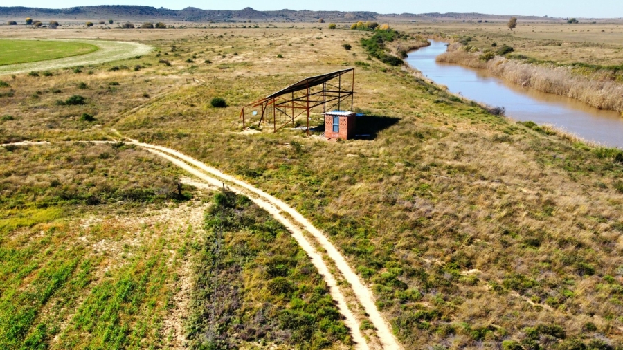 4 Bedroom Property for Sale in Bloemfontein Rural Free State